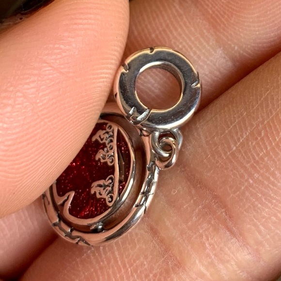 NWOT Stranger Things Glow-in-the-dark Upside Down Dangle Charm Sterling Silver - Picture 11 of 13